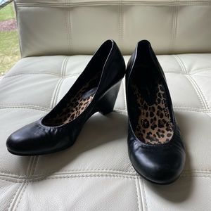 Black wedges- Jessica Simpson